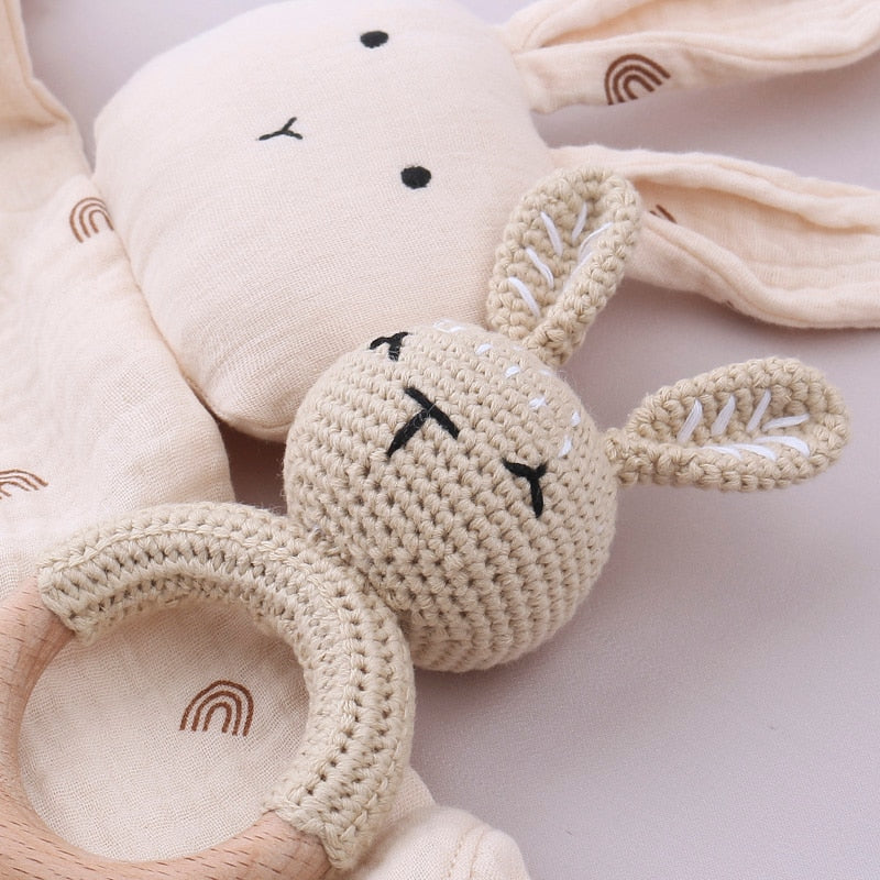 Newborn Mobile Gym Educational Ring Teething Toy Baby Cotton Bib Gauze Baby Wooden Ring Rattle Crochet Wool Toy Pacifier Chain